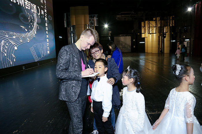 7611566387297271.jpg 14.jpg